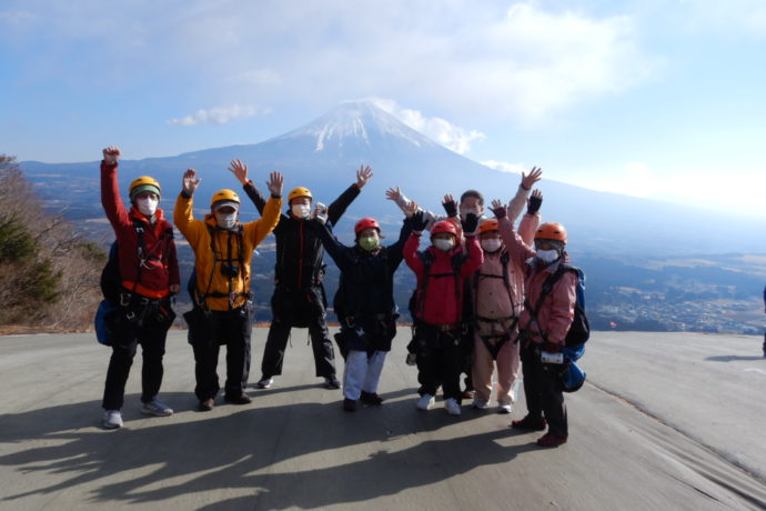 令和4年1/19(水)～21(金)　大空へチャレンジ　富士山麓でパラグライダータンデムフライト